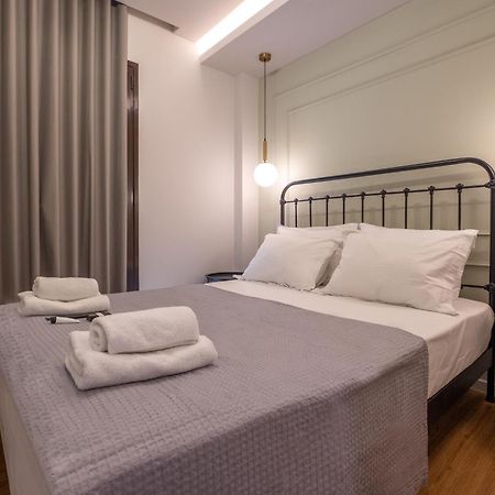 Live Life Plaka Apartment Афины Экстерьер фото