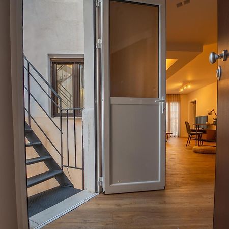 Live Life Plaka Apartment Афины Экстерьер фото