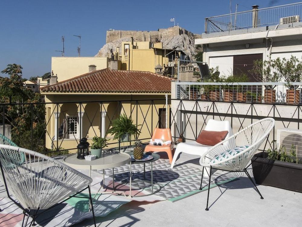 Live Life Plaka Apartment Афины Экстерьер фото