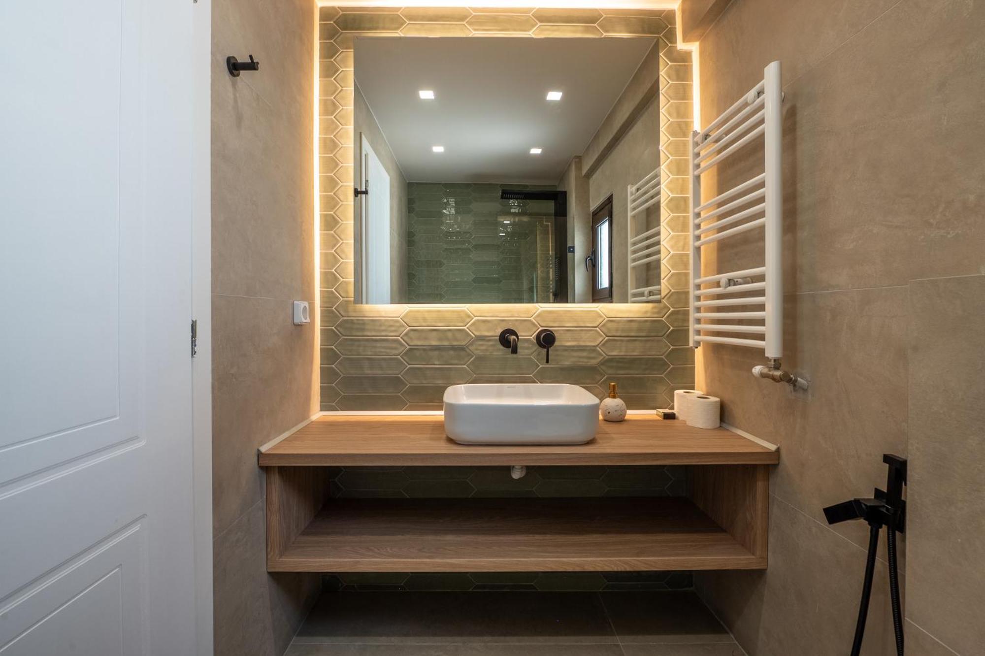 Live Life Plaka Apartment Афины Экстерьер фото