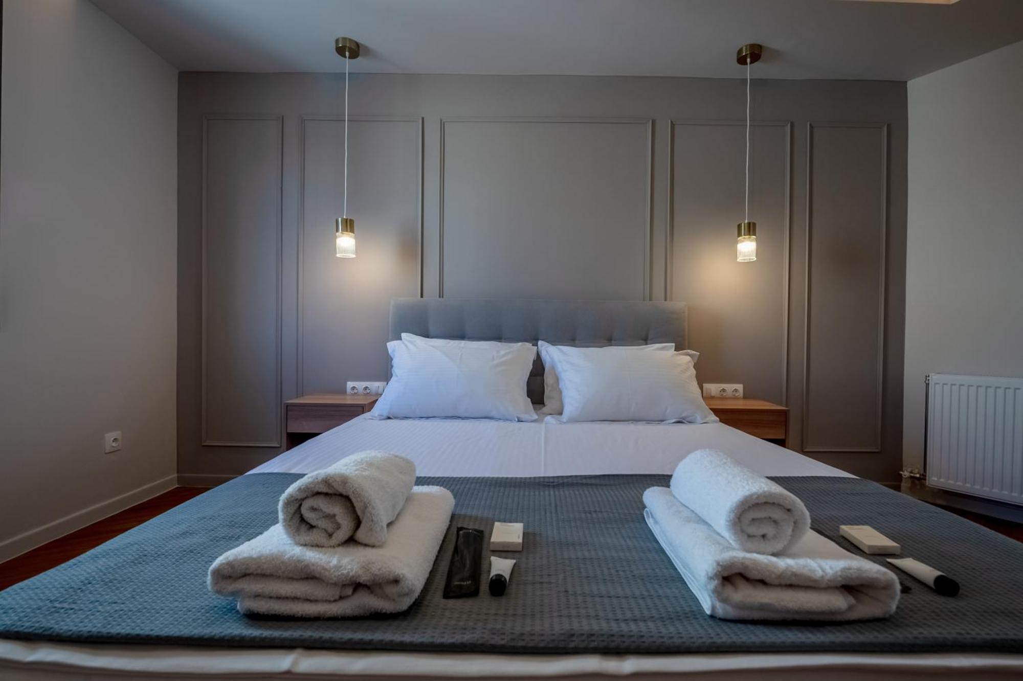 Live Life Plaka Apartment Афины Экстерьер фото