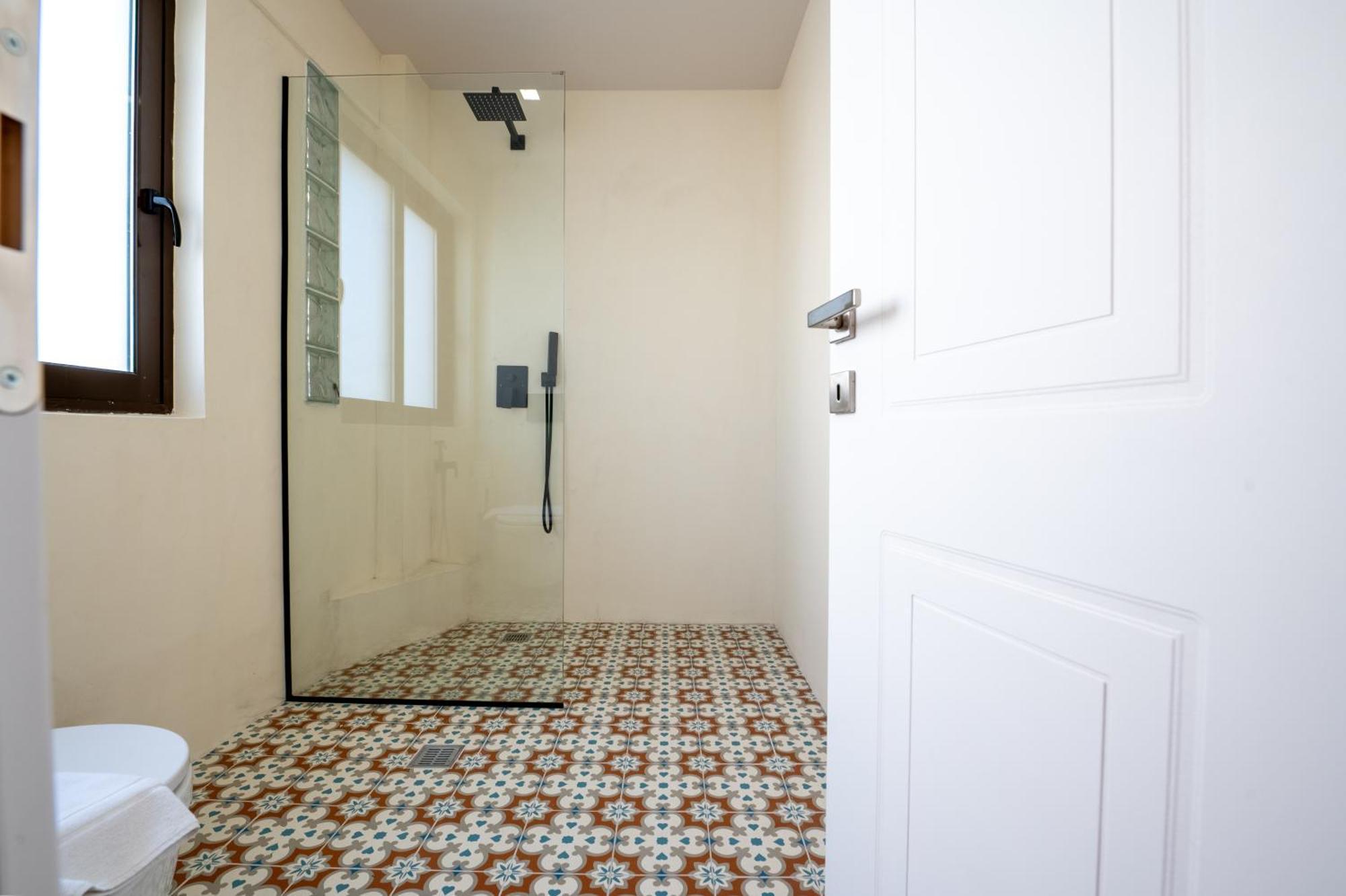 Live Life Plaka Apartment Афины Экстерьер фото