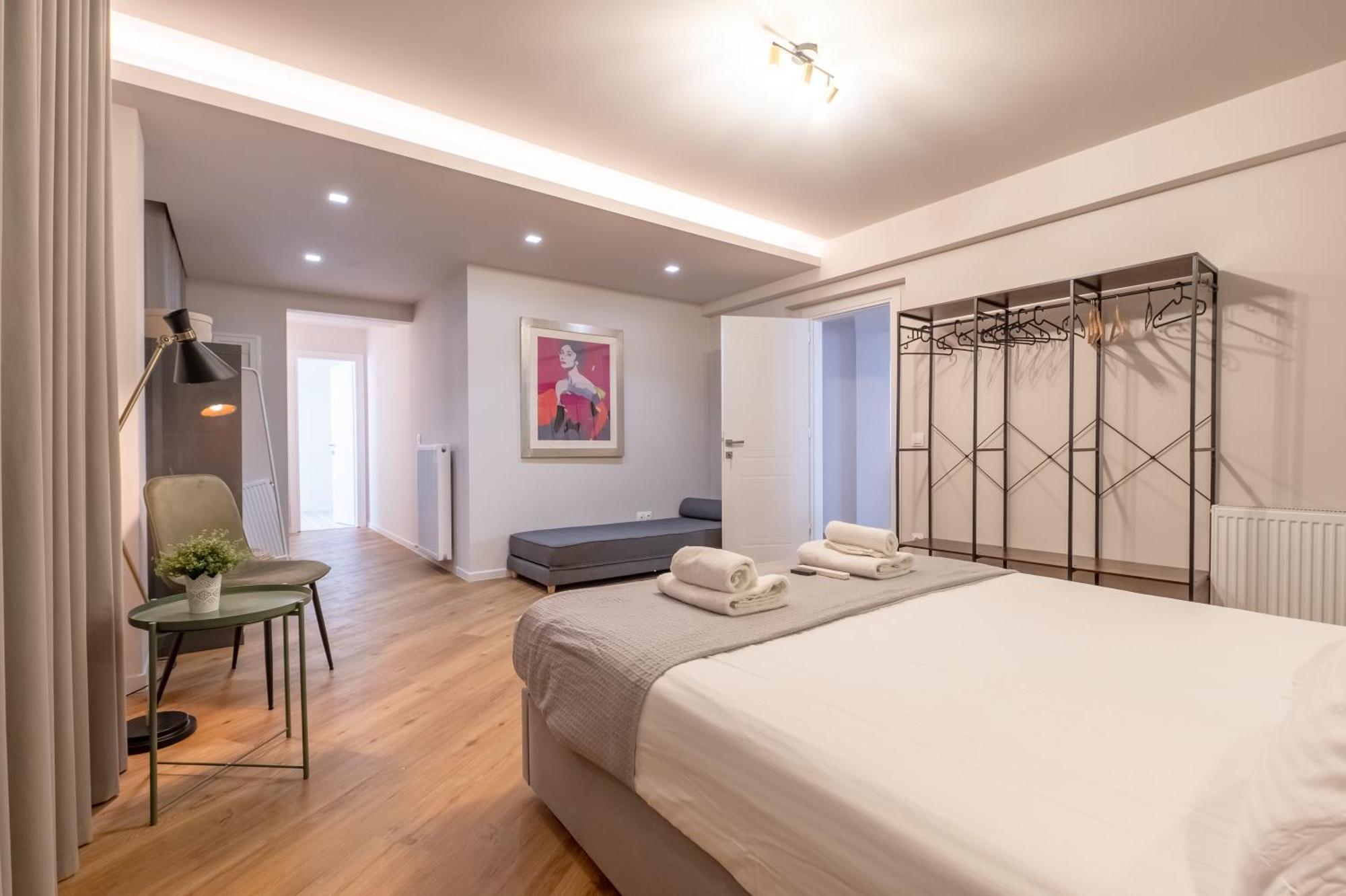 Live Life Plaka Apartment Афины Экстерьер фото