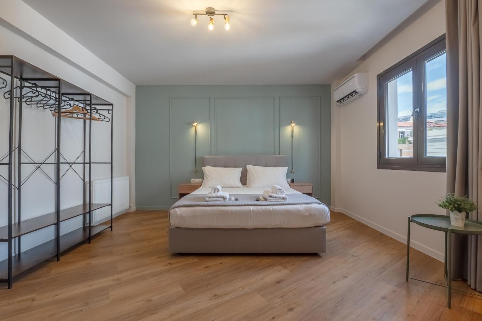 Live Life Plaka Apartment Афины Экстерьер фото